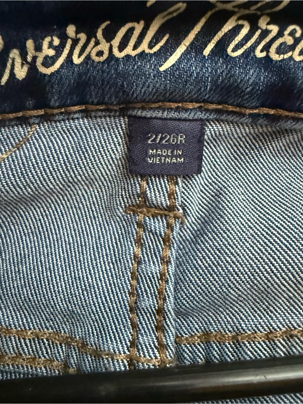 Universal Thread Light Wash Straight Leg Jeans